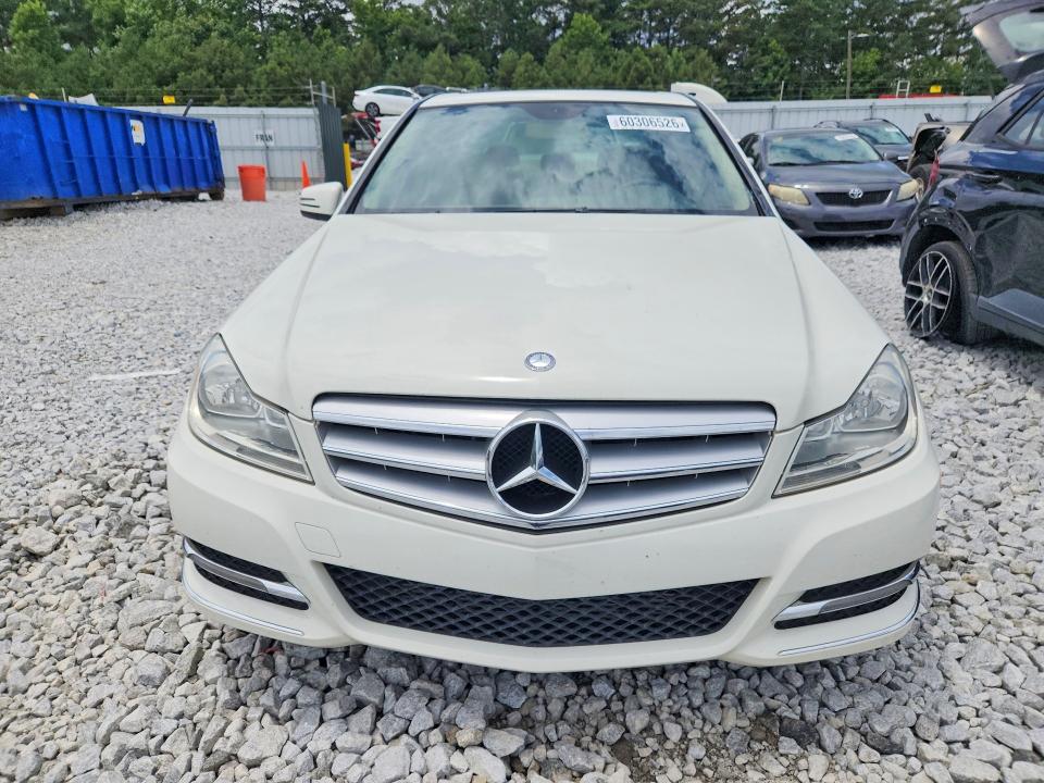 60306526 :رقم المزاد ، WDDGF4HB5CR237910 vin ، 2012 Mercedes-benz C مزاد بيع