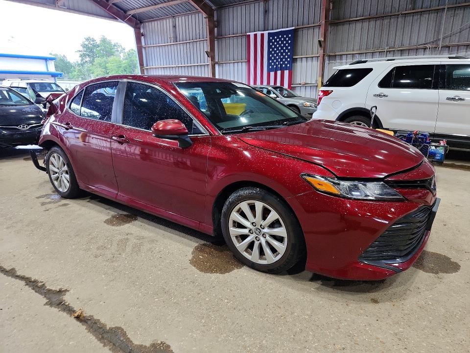 2020 Toyota Camry მანქანა იყიდება აუქციონზე, vin: 4T1C11AK0LU925645, აუქციონის ნომერი: 58615216
