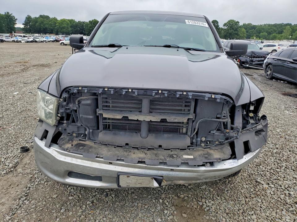 61283316 :رقم المزاد ، 1C6RR6FG0JS349953 vin ، 2018 Ram 1500 مزاد بيع