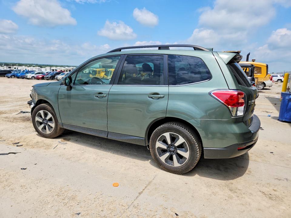 2018 Subaru Forester მანქანა იყიდება აუქციონზე, vin: JF2SJARC8JH568008, აუქციონის ნომერი: 60477386