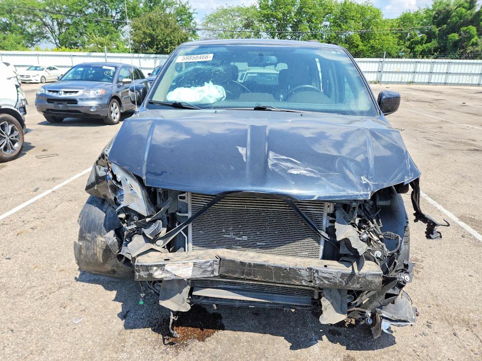 59858466 :رقم المزاد ، 2C4RC1BG6GR138155 vin ، 2016 Chrysler Town & Country مزاد بيع