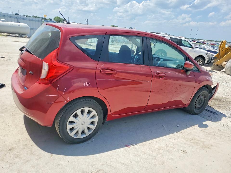 61053036 :رقم المزاد ، 3N1CE2CP0FL393631 vin ، 2015 Nissan Versa Note مزاد بيع
