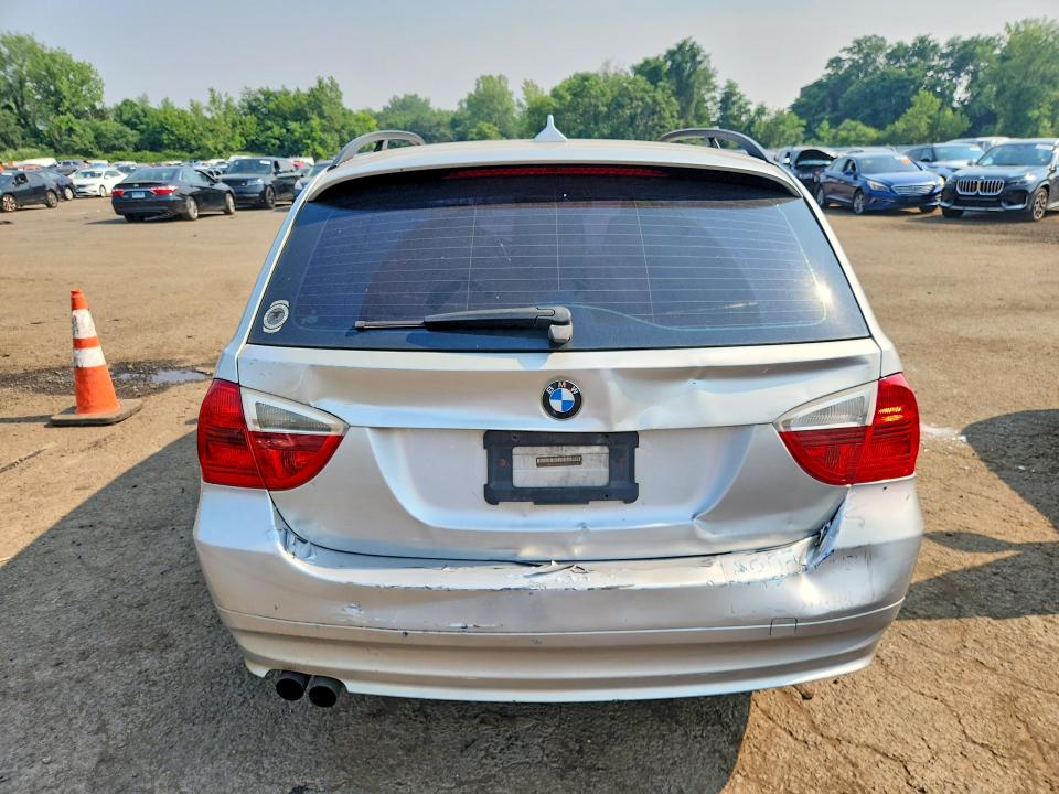 Продажа на аукционе авто 2007 Bmw 328, vin: WBAVT73517FZ35724, номер лота: 61091976