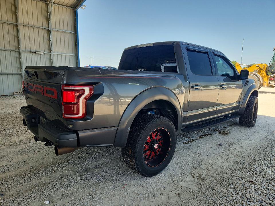 62851856 :رقم المزاد ، 1FTFW1RG0HFB34210 vin ، 2017 Ford F150 مزاد بيع