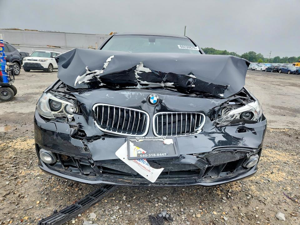 60230876 :رقم المزاد ، WBA5A7C55FD625284 vin ، 2015 Bmw 528 مزاد بيع