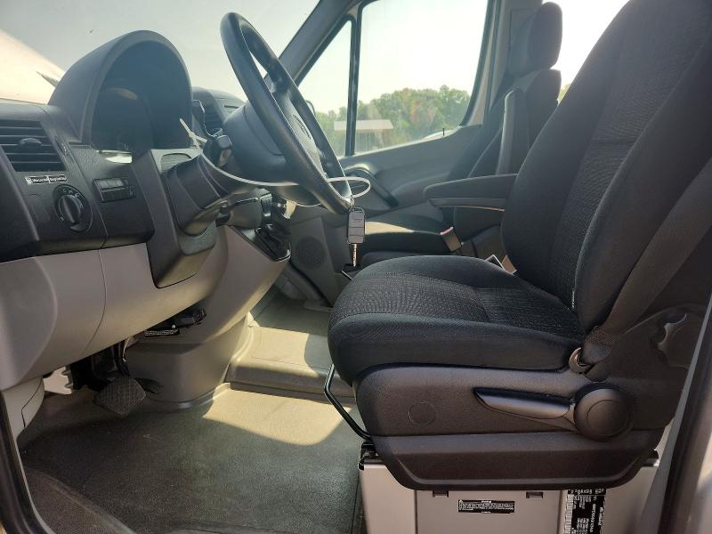 85981565 :رقم المزاد ، 8BRPE7DD8GE125460 vin ، 2016 Mercedes-benz Sprinter مزاد بيع
