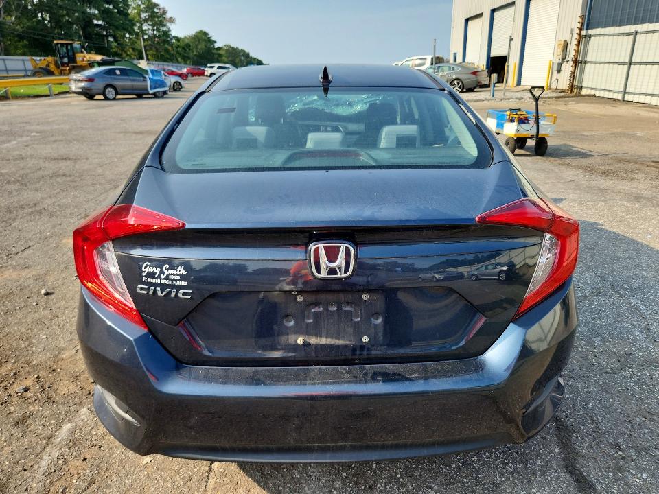 2018 Honda Civic მანქანა იყიდება აუქციონზე, vin: 19XFC2F75JE001722, აუქციონის ნომერი: 62351496