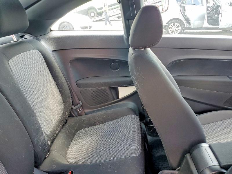 2018 Volkswagen Beetle მანქანა იყიდება აუქციონზე, vin: 3VWFD7AT6JM714355, აუქციონის ნომერი: 59271746