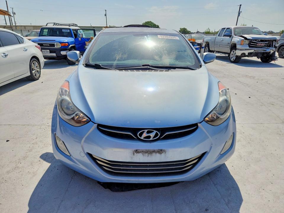 62984926 :رقم المزاد ، KMHDH4AE3CU324211 vin ، 2012 Hyundai Elantra مزاد بيع