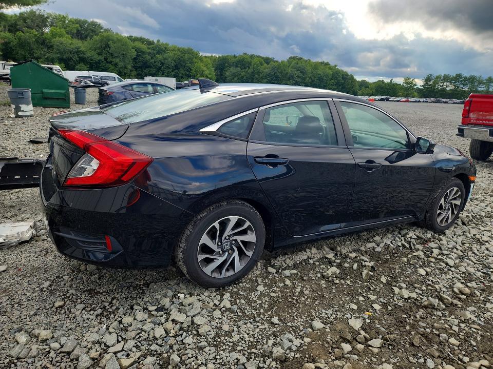 Продажа на аукционе авто 2017 Honda Civic, vin: 2HGFC2F79HH563431, номер лота: 63052806