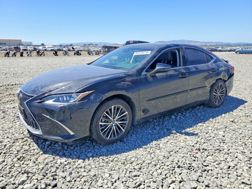 62618416 :رقم المزاد ، 58ADA1C1XPU036892 vin ، 2023 Lexus Es 300h مزاد بيع