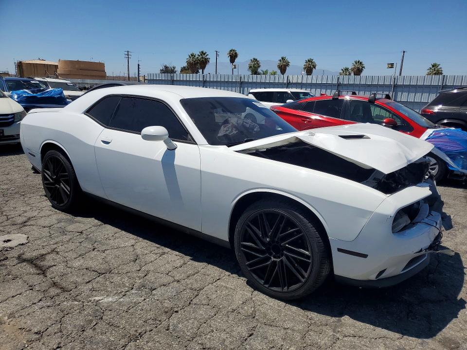 Продаж на аукціоні авто 2015 Dodge Challenger, vin: 2C3CDZAGXFH740228, номер лоту: 63060356
