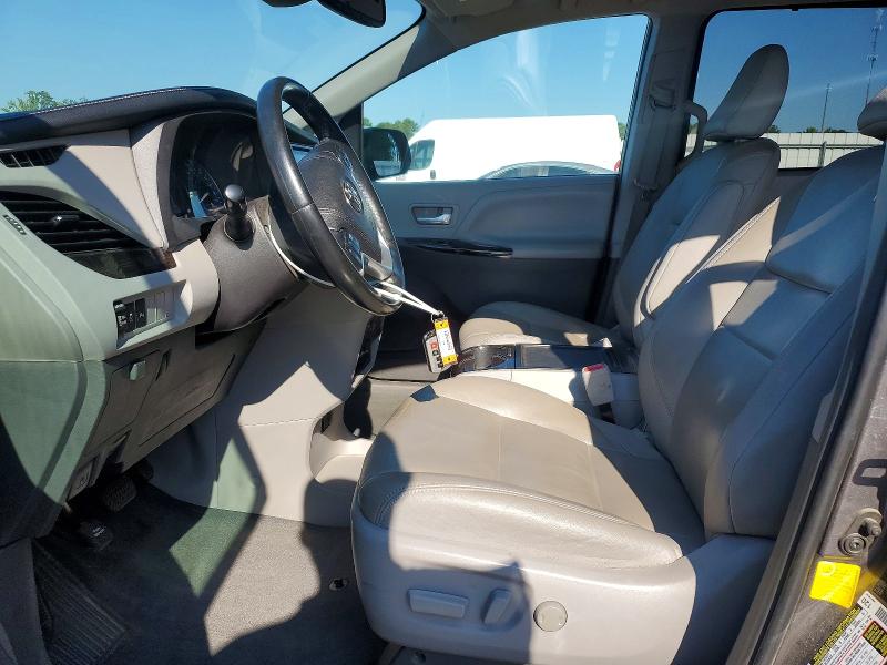 2018 Toyota Sienna მანქანა იყიდება აუქციონზე, vin: 5TDYZ3DC2JS960353, აუქციონის ნომერი: 63132846