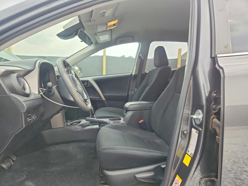 62406736 :رقم المزاد ، 2T3ZFREV2JW509101 vin ، 2018 Toyota Rav4 مزاد بيع