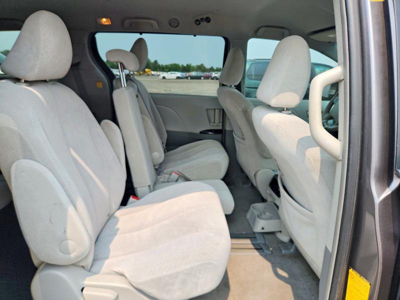 2011 Toyota Sienna მანქანა იყიდება აუქციონზე, vin: 5TDKK3DC0BS013887, აუქციონის ნომერი: 62832766