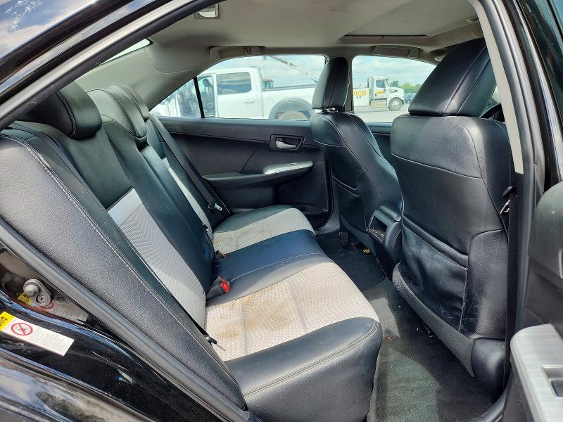 61527156 :رقم المزاد ، 4T1BF1FK6CU074361 vin ، 2012 Toyota Camry مزاد بيع