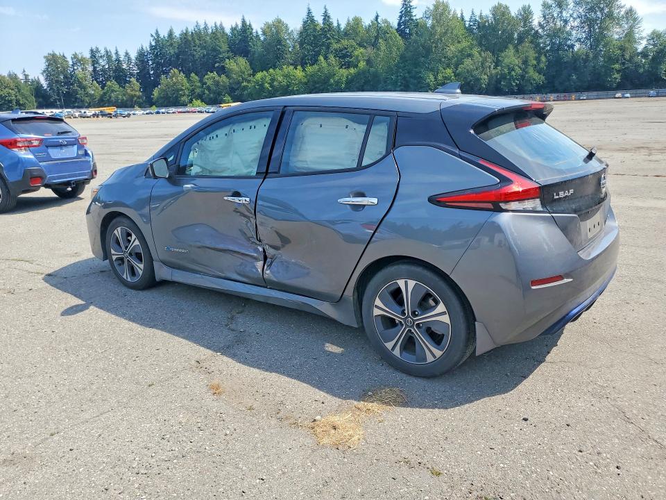60528116 :رقم المزاد ، 1N4AZ1CP6JC302746 vin ، 2018 Nissan Leaf مزاد بيع