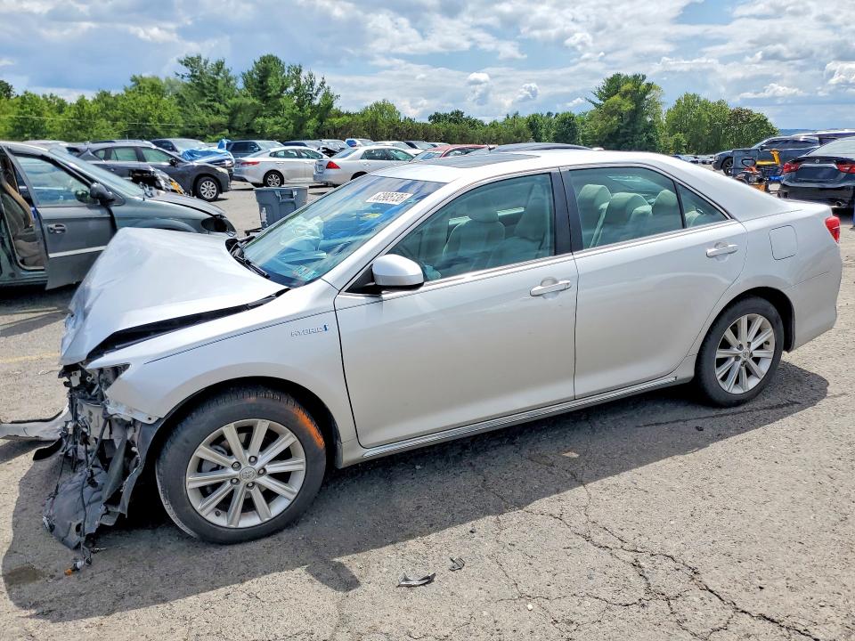 2012 Toyota Camry Hybrid მანქანა იყიდება აუქციონზე, vin: 4T1BD1FK3CU022238, აუქციონის ნომერი: 62985136