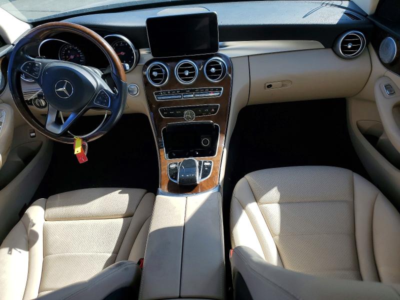 62790986 :رقم المزاد ، 55SWF4JBXJU264022 vin ، 2018 Mercedes-benz C مزاد بيع