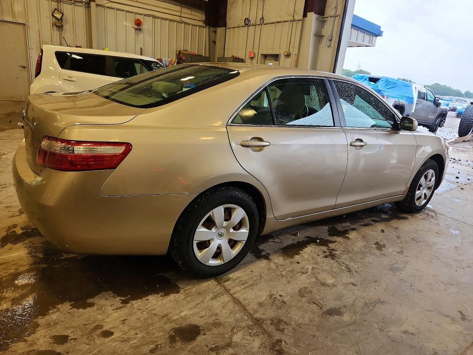 63546676 :رقم المزاد ، 4T4BE46K37R011394 vin ، 2007 Toyota Camry مزاد بيع