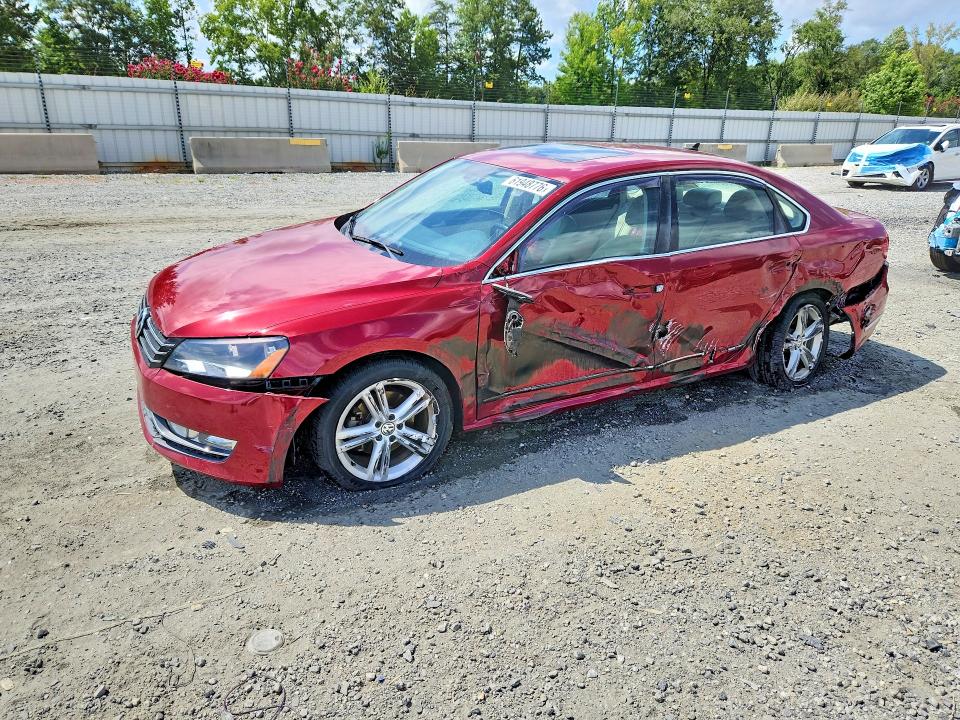 Продажа на аукционе авто 2015 Volkswagen Passat, vin: 1VWCV7A36FC121250, номер лота: 61948776