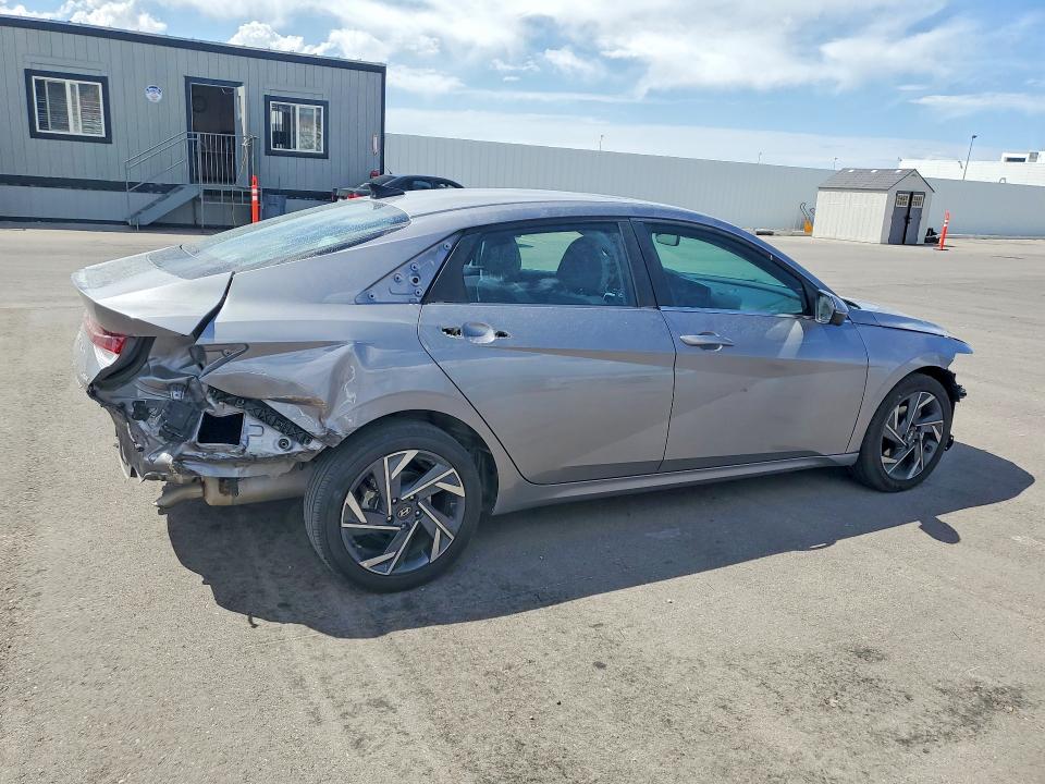 2024 Hyundai Elantra მანქანა იყიდება აუქციონზე, vin: KMHLP4DG2RU795724, აუქციონის ნომერი: 60427136