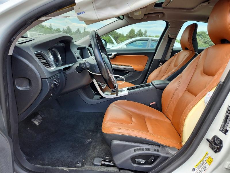 2013 Volvo S60 მანქანა იყიდება აუქციონზე, vin: YV1612FHXD2183248, აუქციონის ნომერი: 62506676