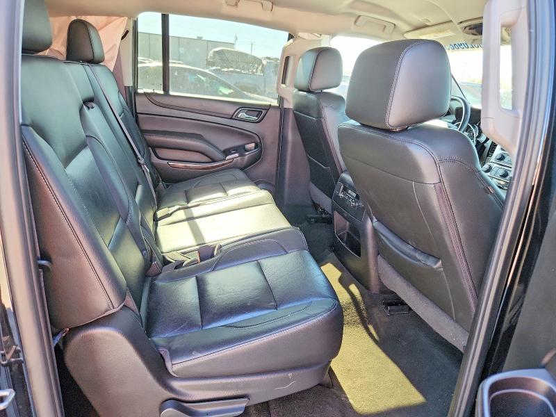63209886 :رقم المزاد ، 1GNSCHKC7HR236682 vin ، 2017 Chevrolet Suburban مزاد بيع