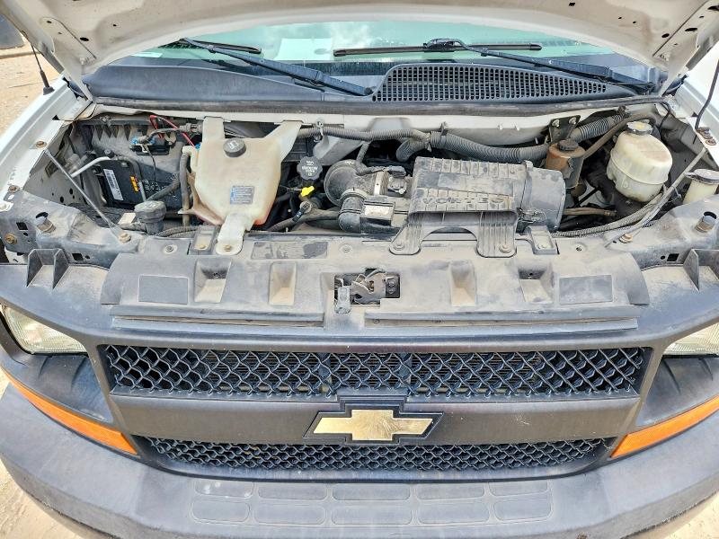 60677936 :رقم المزاد ، 1GCZGHFG3G1152395 vin ، 2016 Chevrolet Express G3500 مزاد بيع