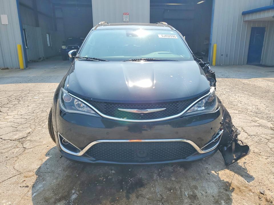 60492096 :رقم المزاد ، 2C4RC1GG9HR500974 vin ، 2017 Chrysler Pacifica مزاد بيع