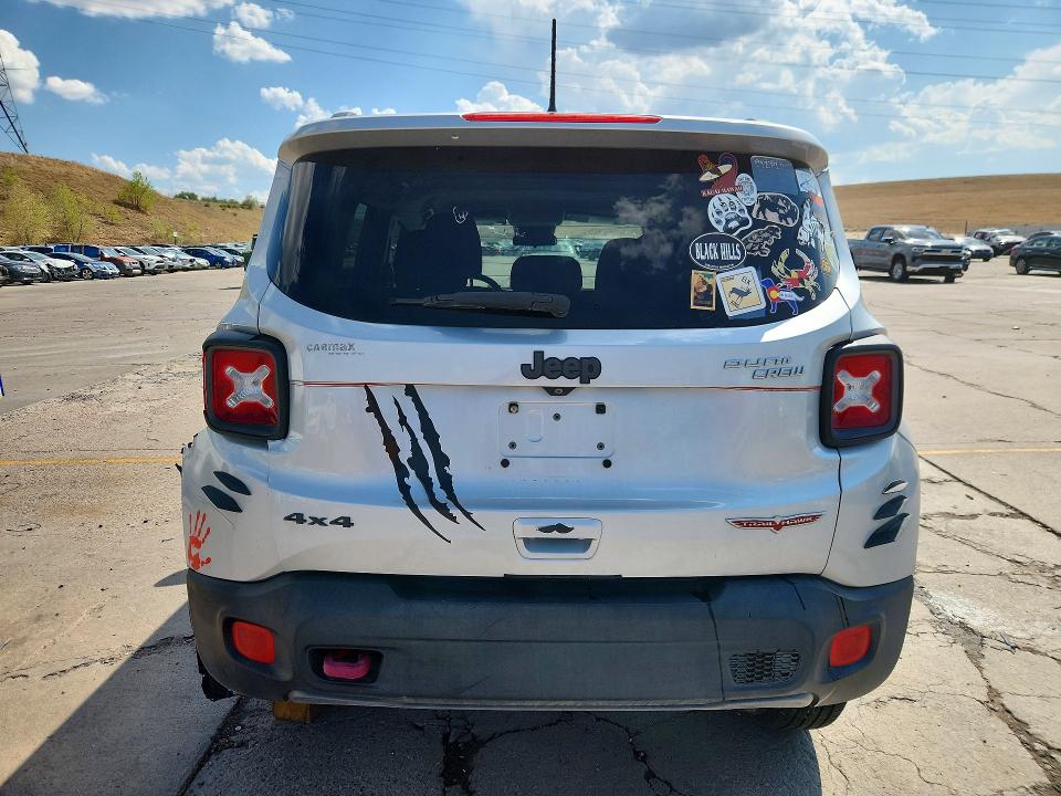 61947726 :رقم المزاد ، ZACCJBCB8JPG74377 vin ، 2018 Jeep Renegade مزاد بيع