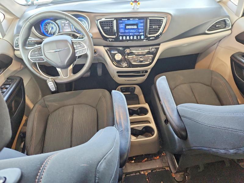 61159966 :رقم المزاد ، 2C4RC1DG4HR609122 vin ، 2017 Chrysler Pacifica مزاد بيع
