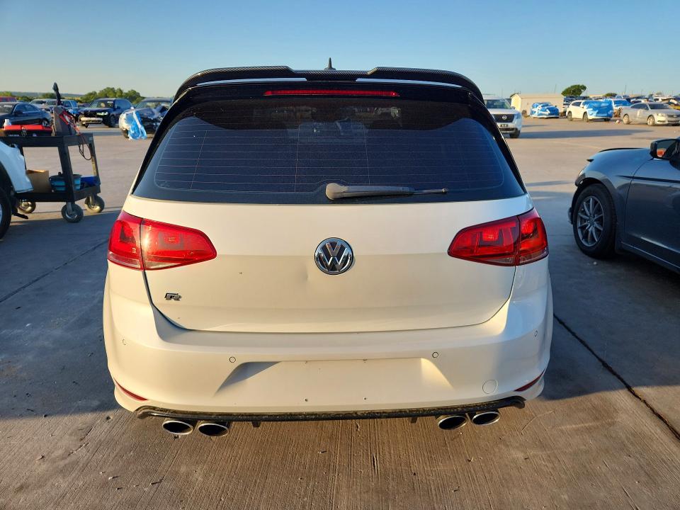 2017 Volkswagen Golf R მანქანა იყიდება აუქციონზე, vin: WVWWF7AU2HW133242, აუქციონის ნომერი: 60643376