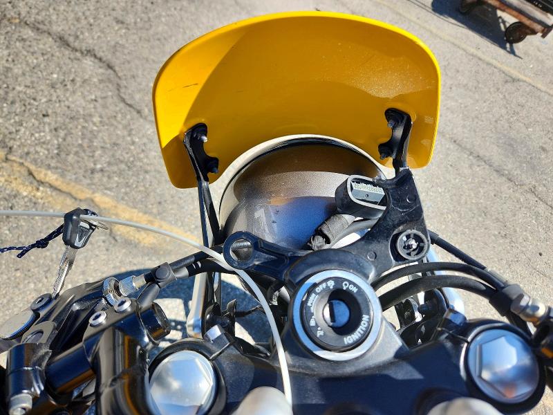 62539436 :رقم المزاد ، SMTD50GN8HT807494 vin ، 2017 Triumph Motorcycle Street Cup مزاد بيع