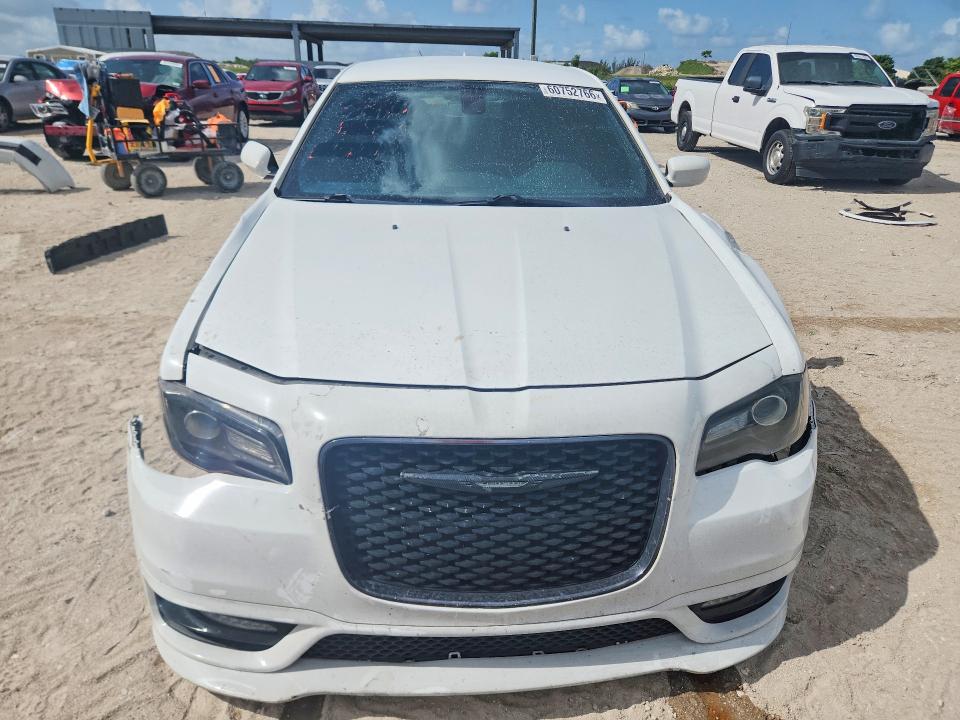 2018 Chrysler 300 მანქანა იყიდება აუქციონზე, vin: 2C3CCABT0JH222914, აუქციონის ნომერი: 60752766