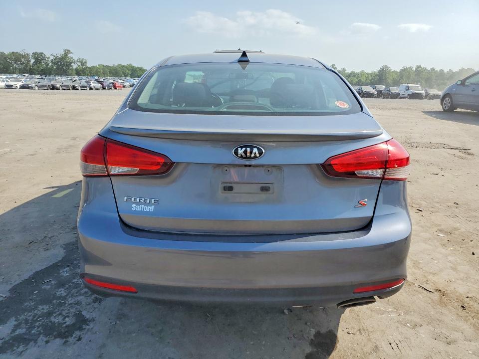 Продажа на аукционе авто 2018 Kia Forte, vin: 3KPFL4A71JE250926, номер лота: 59594876