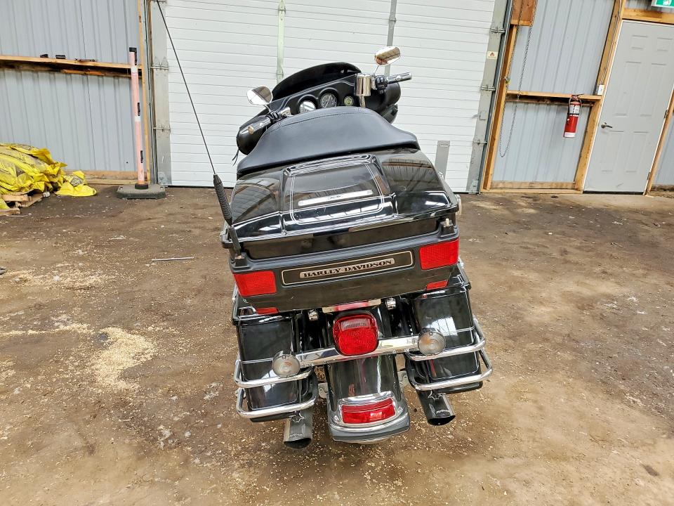 59546706 :رقم المزاد ، 5HD1FC4A1AB642280 vin ، 2010 Harley-davidson Flhtcu مزاد بيع