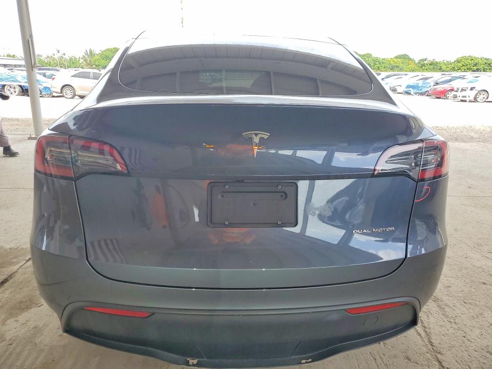 60681596 :رقم المزاد ، 7SAYGAEE1PF662788 vin ، 2023 Tesla Model Y مزاد بيع