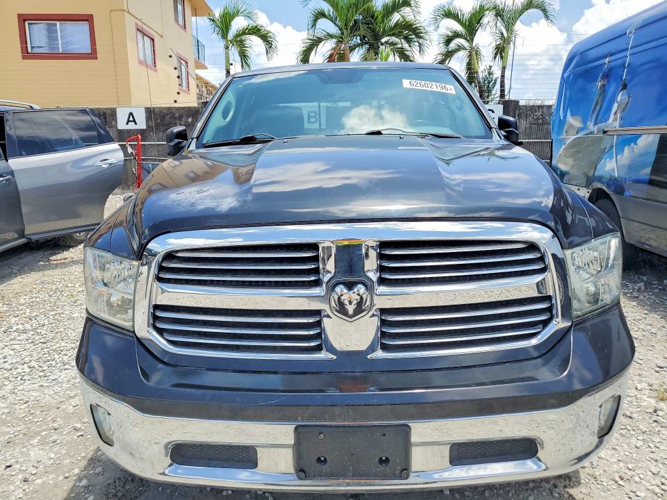 62602196 :رقم المزاد ، 1C6RR6LM1FS629141 vin ، 2015 Ram 1500 مزاد بيع