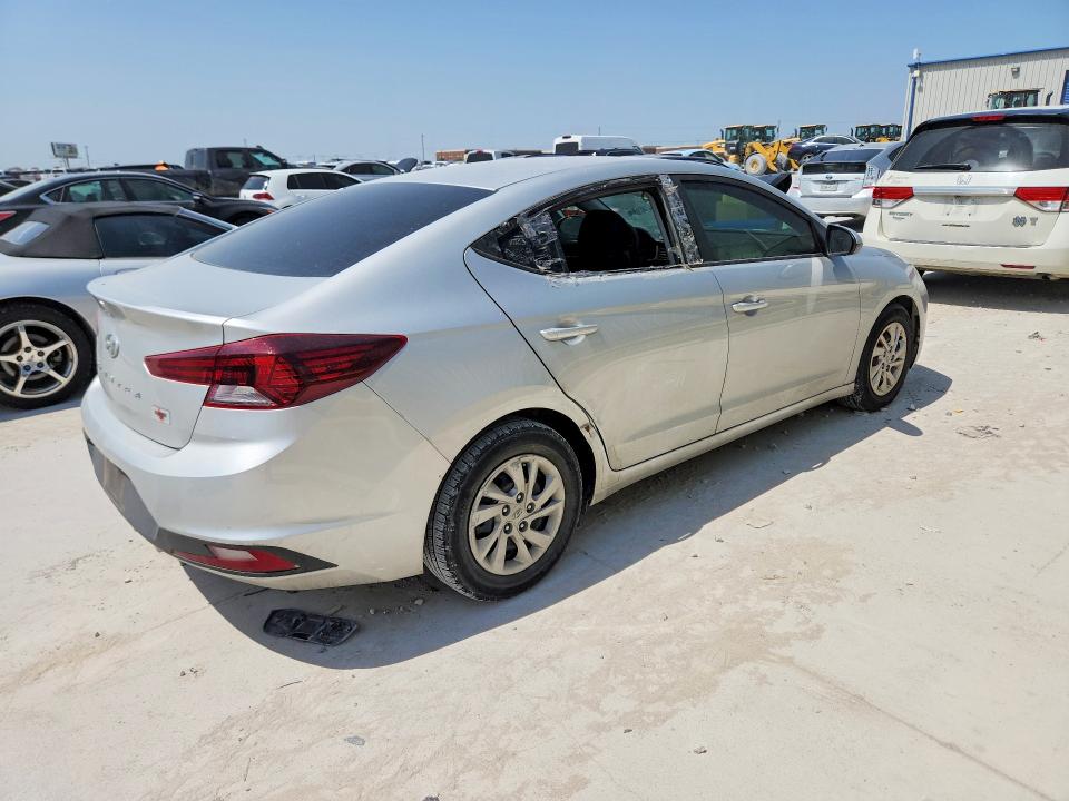 62663306 :رقم المزاد ، 5NPD74LF5KH440919 vin ، 2019 Hyundai Elantra مزاد بيع
