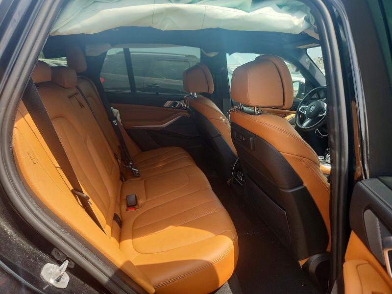 60308356 :رقم المزاد ، 5UXJU4C03N9K58008 vin ، 2022 Bmw X5 مزاد بيع