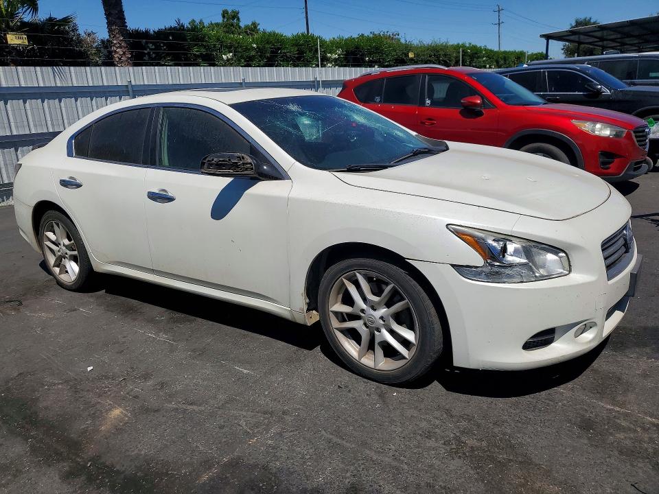 2014 Nissan Maxima მანქანა იყიდება აუქციონზე, vin: 1N4AA5AP6EC438995, აუქციონის ნომერი: 60221496