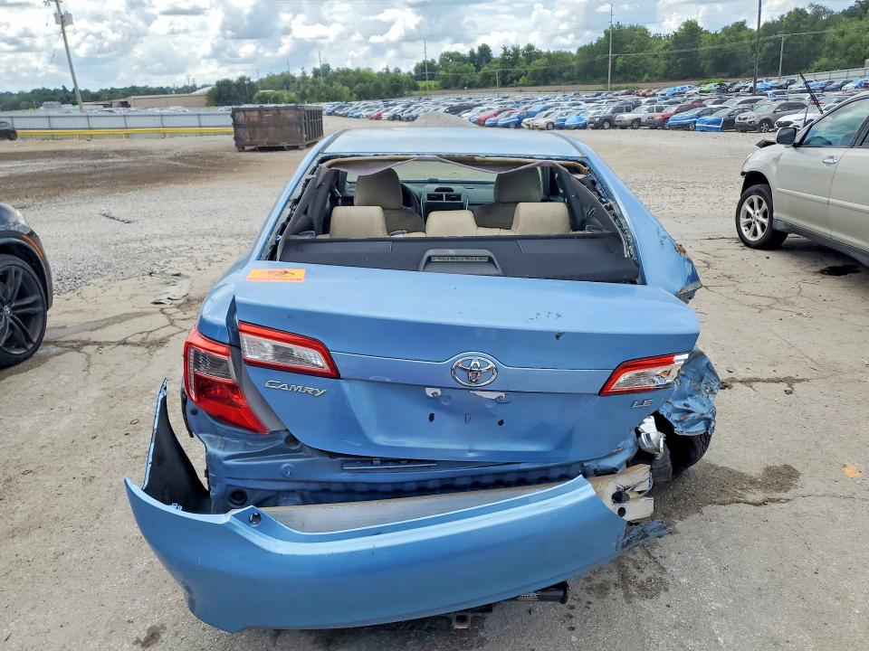 61318026 :رقم المزاد ، 4T1BF1FK5CU543021 vin ، 2012 Toyota Camry مزاد بيع