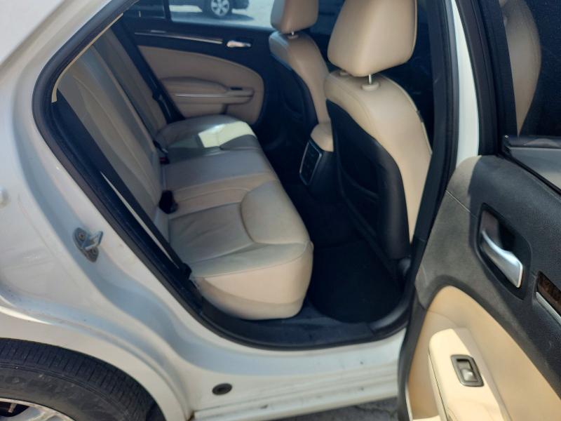 61920736 :رقم المزاد ، 2C3CCAEG0HH564517 vin ، 2017 Chrysler 300c مزاد بيع