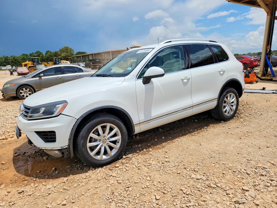 Aukcja sprzedaży 2015 Volkswagen Touareg, vin: WVGEF9BP4FD002785, numer aukcji: 61528886