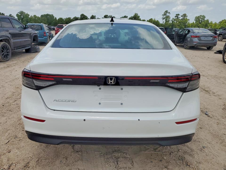 2025 Honda Accord მანქანა იყიდება აუქციონზე, vin: 1HGCY1F49SA086560, აუქციონის ნომერი: 61730836