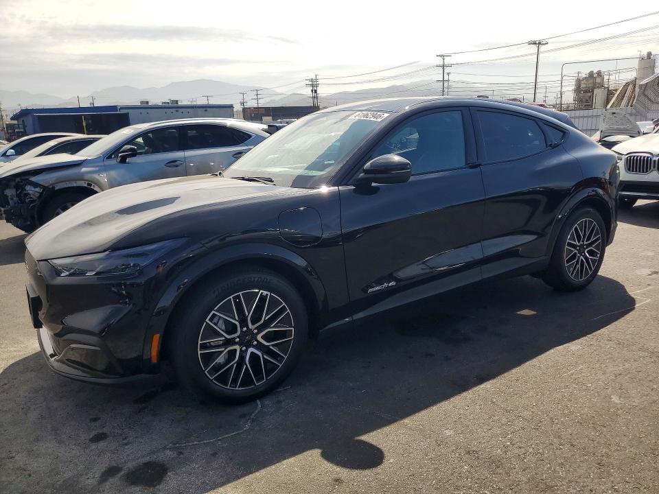 2025 Ford Mustang Mach-e მანქანა იყიდება აუქციონზე, vin: 3FMTK3R79SMA38489, აუქციონის ნომერი: 61962946