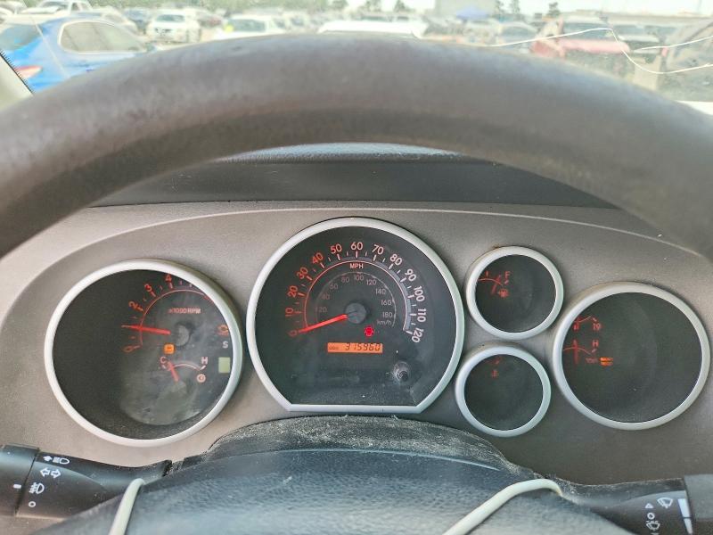60210286 :رقم المزاد ، 5TFRM5F11BX022656 vin ، 2011 Toyota Tundra مزاد بيع