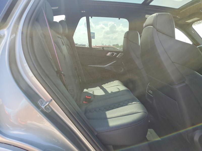 59822056 :رقم المزاد ، 5YMJU0C08M9E08942 vin ، 2021 Bmw X5 مزاد بيع