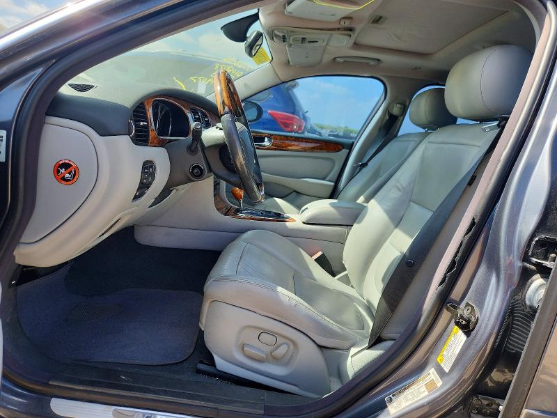 2005 Jaguar Xj8 მანქანა იყიდება აუქციონზე, vin: SAJWA79C55SG49077, აუქციონის ნომერი: 62712636